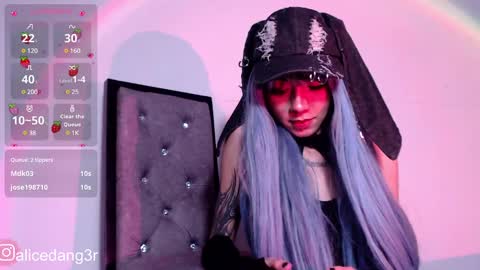 Snapshot of alicedang3r chatting on January 3, 2025, 6:55 am Alice online show from January 3, 2025, 6:55 am