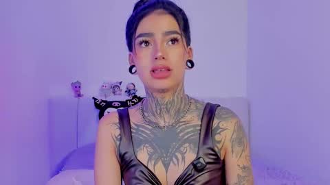 Alice  online show from October 11, 2025, 5:55 pm