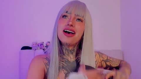 Alice  online show from November 17, 2025, 8:03 pm