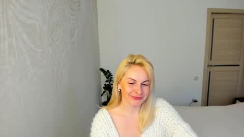 Alicee online show from April 1, 2026, 12:39 pm