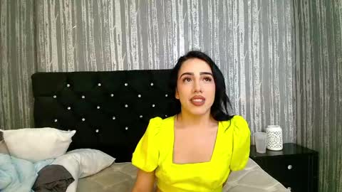 Snapshot of alicee_moonn chatting on May 9, 2026, 7:41 pm alicee_moonn online show from May 9, 2026, 7:41 pm