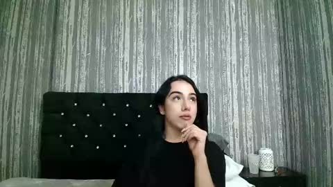 Snapshot of alicee_moonn chatting on May 13, 2026, 8:16 pm alicee_moonn online show from May 13, 2026, 8:16 pm