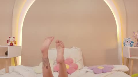 Snapshot of alicee_rodriguez chatting on June 3, 2026, 7:41 pm alice online show from June 3, 2026, 7:41 pm