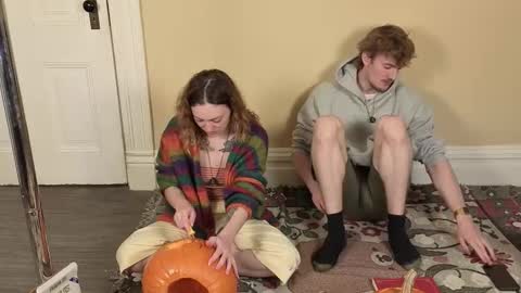 AliceInAceland online show from October 25, 2025, 6:35 pm