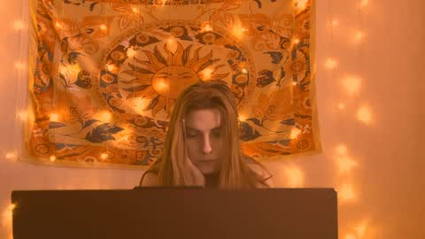 Alice online show from April 2, 2026, 5:05 am