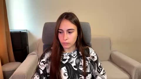 alicekollt online show from September 19, 2025, 11:22 am