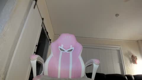 Alice Lighthouse online show from December 25, 2024, 10:37 pm