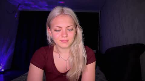 aliceoceaneyes online show from October 12, 2025, 2:05 pm