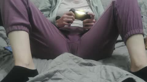 Snapshot of alicerabbithole03 chatting on December 17, 2024, 1:38 pm Alice online show from December 17, 2024, 1:38 pm