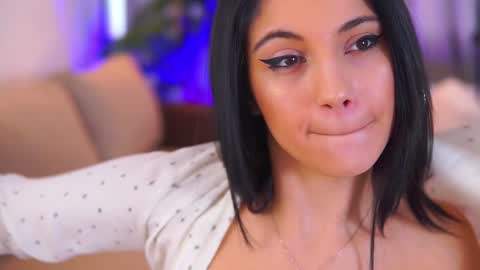 Snapshot of aliceravenx chatting on December 10, 2024, 9:12 am Alice online show from December 10, 2024, 9:12 am