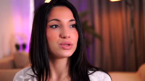 Snapshot of aliceravenx chatting on December 23, 2024, 11:57 am Alice online show from December 23, 2024, 11:57 am