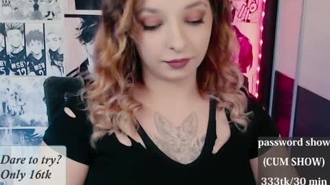 aliceriddle1 online show from March 31, 2026, 4:51 pm