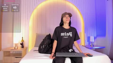 Snapshot of alicesandoval_ chatting on December 19, 2025, 11:39 am ALICE online show from December 19, 2025, 11:39 am