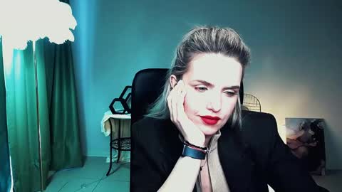 alicesmite online show from May 28, 2026, 11:18 am