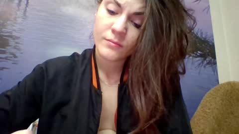 AliceTailorrr online show from April 28, 2026, 7:57 am