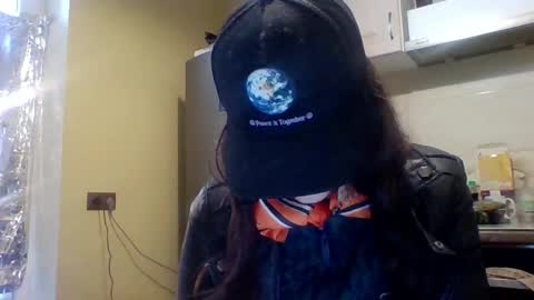 AliceTailorrr online show from May 5, 2026, 6:43 am