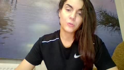 AliceTailorrr online show from May 16, 2026, 2:49 pm