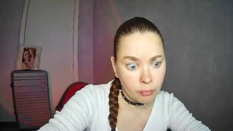 AlicexFresh online show from May 25, 2026, 5:57 am