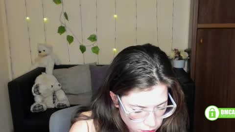 Alicia online show from February 16, 2025, 12:41 am