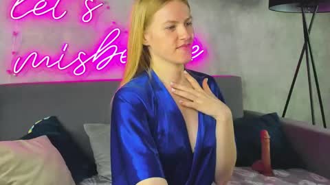 Alicia 2 GMT 3am-9am TueThuFriSun 9am-15pm Sat online show from April 23, 2026, 11:18 pm