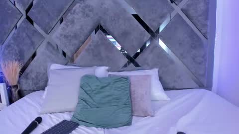 Snapshot of alicia_jerez1 chatting on January 18, 2025, 5:59 pm Alice online show from January 18, 2025, 5:59 pm