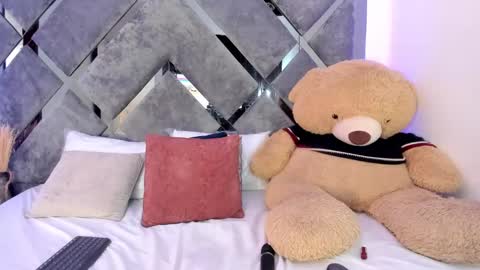 Snapshot of alicia_jerez1 chatting on February 2, 2025, 4:00 pm Alice online show from February 2, 2025, 4:00 pm