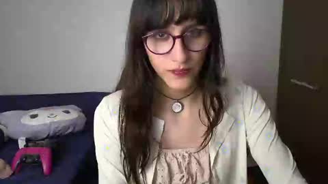 Snapshot of alicia_love29 chatting on January 7, 2025, 1:38 am Alice online show from January 7, 2025, 1:38 am