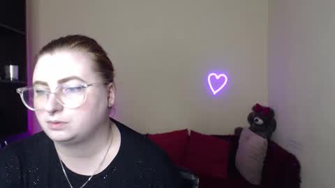 Alicia online show from April 6, 2026, 11:22 am