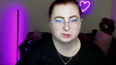 Alicia online show from April 6, 2026, 11:22 am