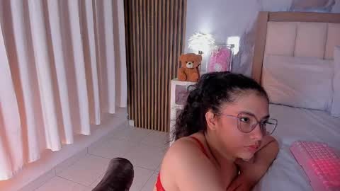 Snapshot of alicialevy chatting on May 24, 2026, 10:31 am LUNA online show from May 24, 2026, 10:31 am