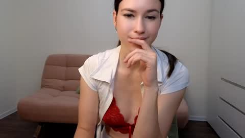 alicianoveli online show from December 11, 2024, 10:58 am