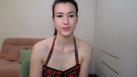 alicianoveli online show from December 24, 2024, 8:11 am