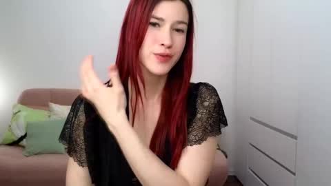 alicianoveli online show from November 14, 2025, 3:33 pm