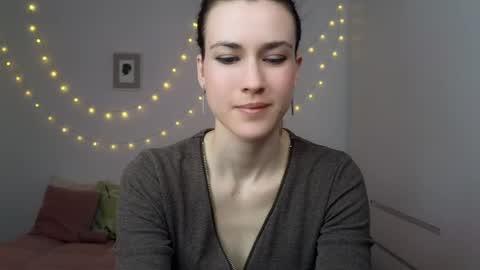 alicianoveli online show from June 6, 2026, 3:39 pm