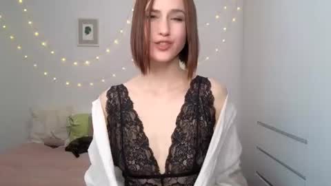 alicianoveli online show from June 18, 2026, 4:33 pm