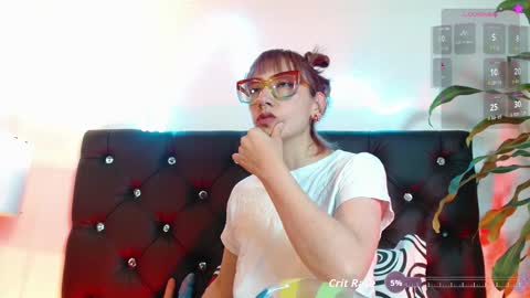 Snapshot of aliciawithe chatting on September 30, 2025, 12:10 pm Alicia online show from September 30, 2025, 12:10 pm