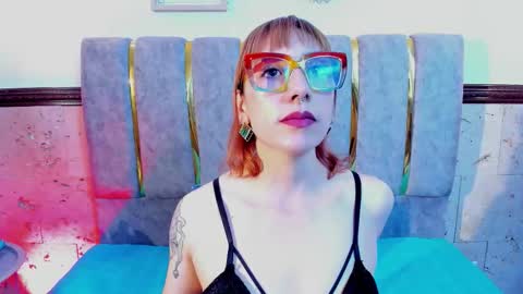 Snapshot of aliciawithe chatting on November 26, 2025, 12:06 pm Alicia online show from November 26, 2025, 12:06 pm