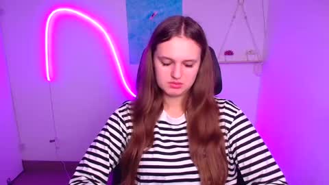 Alicie online show from November 16, 2025, 6:41 am