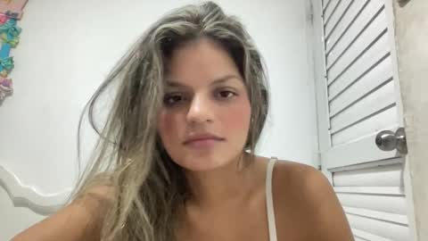 luisa online show from December 9, 2024, 11:45 pm