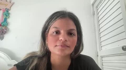 luisa online show from December 17, 2024, 6:31 pm