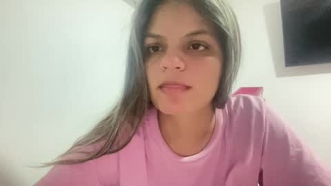 luisa online show from February 15, 2025, 1:31 am