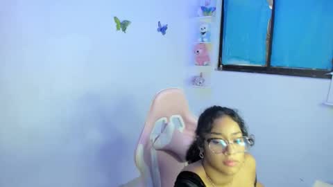 luisa online show from November 5, 2025, 9:59 pm