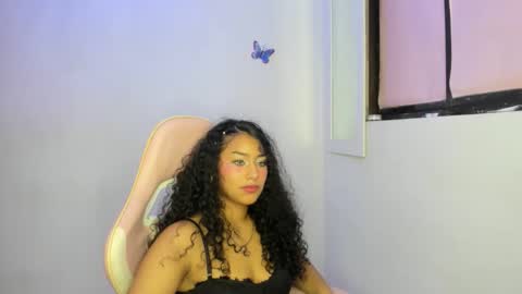 luisa online show from November 14, 2025, 9:24 pm