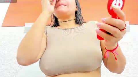 im tutti online show from June 11, 2026, 2:11 am