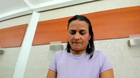 im tutti online show from July 9, 2026, 1:42 am