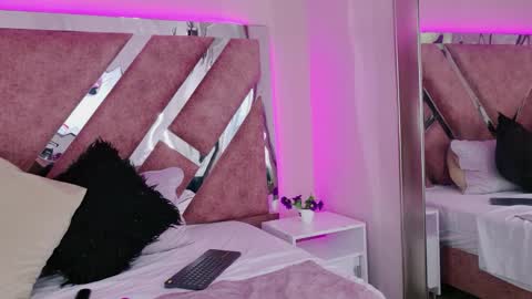 Snapshot of alidiaz__ chatting on April 11, 2026, 6:45 pm Ali Diaz online show from April 11, 2026, 6:45 pm