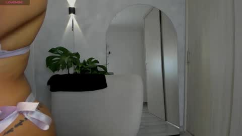 Snapshot of aliessiarose1 chatting on February 17, 2026, 11:07 am Ali online show from February 17, 2026, 11:07 am