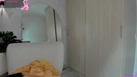 Snapshot of aliessiarose1 chatting on April 13, 2026, 11:16 am Ali online show from April 13, 2026, 11:16 am