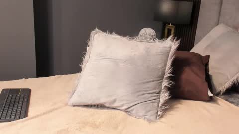 aliicefm online show from March 15, 2026, 4:46 pm