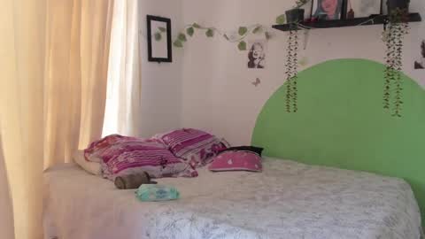 Snapshot of alikaa_nia chatting on January 14, 2025, 8:59 pm online show from January 14, 2025, 8:59 pm